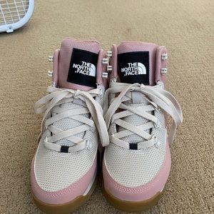 Pink north face low top boot
